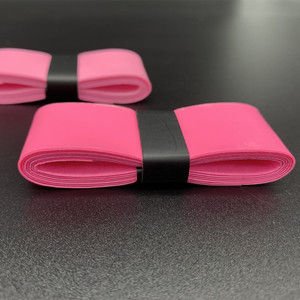 Cinta de agarre de Poliuretano ecológico de tipo fino de color rosa fuerte Tacky Overgrip para raqueta de bádminton Pickleball de tenis - Product Image 5