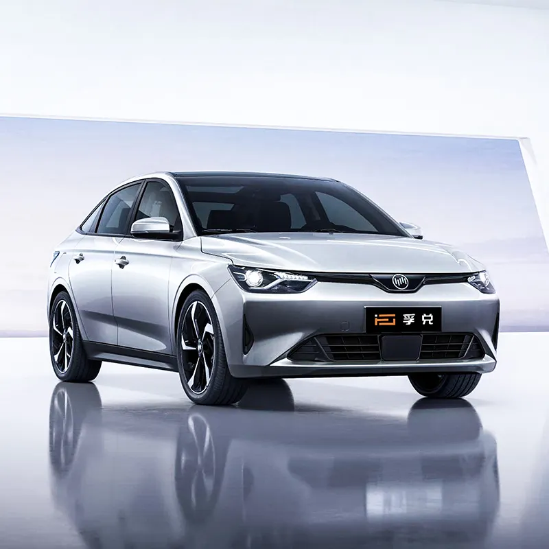2023 wm e5 Harga kendaraan mobil listrik e5 motor wm olahraga baru 4 roda murah Cina buatan Tiongkok untuk penjualan