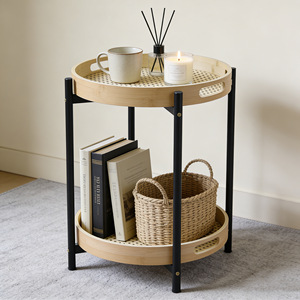 Table de rangement ronde à 2 niveaux en bambou tressé avec pieds en fer pour salon, chambre et extérieur - Product Image 1