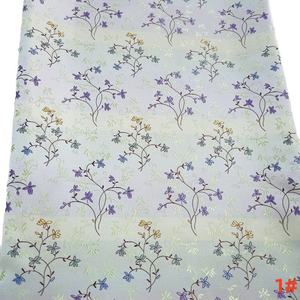 Tessuto Jacquard Broccato Tinto in Filo 100% Poliestere 167gsm, Larghezza 65/<span class=keywords><strong>66</strong></span> Pollici, Personalizzabile, per Abiti - Product Image 2