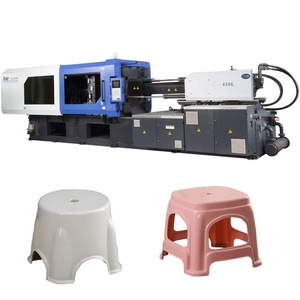 Machine de moulage par injection hydraulique horizontale HD 450L d'usine chinoise, moteur servo PLC <span class=keywords><strong>pour</strong></span> chaises, bancs en plastique ABS/PP/PC/PA - Product Image 1