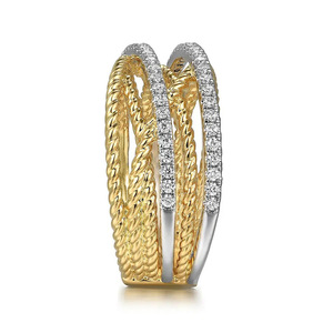 Anello alla Moda con Motivo a Corda Intrecciata, Gioiello Minimalista Bicolore, Elegante Anello da Donna - Product Image 6