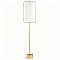 Lampe sur pied rectangulaire moderne en métal doré avec abat-jour cylindrique en tissu blanc pour salon et chambre à coucher