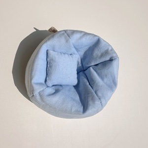 Accessoires de poupées en gros : Mini canapé en tissu format bureau pour poupées de 15 cm/17 cm - Product Image 3