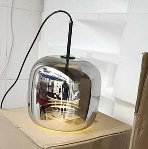 Lampu Gantung Modern Kaca Kontrol Saklar Sederhana Lampu LED Dekoratif Chandelier untuk Dekorasi Interior - Product Image 3