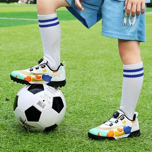 Chaussures <span class=keywords><strong>de</strong></span> Football pour enfants, <span class=keywords><strong>taille</strong></span> <span class=keywords><strong>28</strong></span>-39, vente en gros, boutons pivotants pour l'extérieur et l'intérieur - Product Image 6