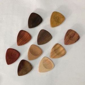 Púa de Guitarra Redonda de Vidrio Aislante de Lujo Personalizada con Logotipo y Cualquier Texto - Regalo Único para Músicos y Regalo Promocional - Product Image 2