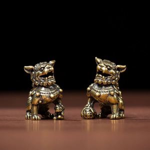 Antique Brass Lion Ornaments <b>Vintage</b> <b>Mini</b> Solid Lion Ball Tea Pet Ornaments Home Office Desktop Decoration - Product Image 3