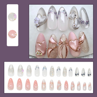 24 Pièces Ongles Artificiels Forme Amande avec Ligne Dorée, Cœur Nœud et Dégradé, Couverture Complète, Ongles à Pression pour Doigts, Fournisseur en Gros