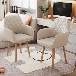 Muestra gratis de muebles de diseño moderno para sala de estar, sofá negro giratorio, silla de comedor de cuero de imitación para bañera