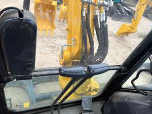 Mini-excavatrice sur chenilles hydraulique Komatsu PC35MR d'occasion, 4 tonnes, queue courte, moteur et pompe d'origine japonaise, faible nombre d'heures de fonctionnement, petite taille - Product Image 5