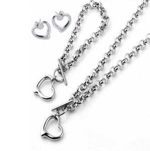 Demandez le catalogue : Ensemble de bijoux fantaisie pour femme en acier inoxydable argenté, motif cœur ajouré, collier, bracelet et boucles d'oreilles TT - Product Image 4