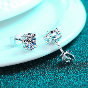 Custom Classic Design 925 Sterling <b>Silver</b> Stud <b>Earrings</b> Oval Cut Moissanite Diamond Jewelry <b>for</b> Women and <b>Men</b> - Product Image 4