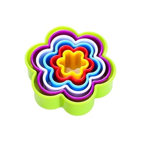 Colorful Plastic Cookie <b>Cutter</b> Set Multi‑Shape Heart Star Christmas Tree Gingerbread <b>Man</b> Fondant Biscuit Molds Baking Tools - Product Image 4