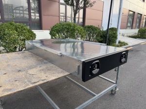 Vasca portaoggetti per cabina doppia, con meccanismo a cassetto sollevabile - Product Image 6