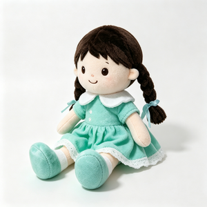 Muñeca de peluche clásica adorable personalizada, muñeca de peluche para niña con vestido con ribete de encaje verde menta, muñeca de peluche de niña sonriente y dulce - Product Image 3