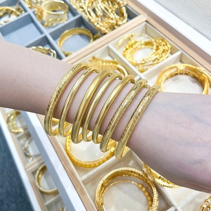 Hot Bán Đồ Trang Sức Bằng Đồng Vàng Đầy <span class=keywords><strong>Bangles</strong></span> Trang Sức Phụ Nữ Ấn Độ 24K Vàng <span class=keywords><strong>Bangles</strong></span> Phụ Nữ Trang Sức Xu Hướng - Product Image 2