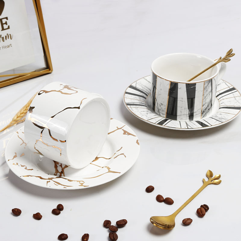 Assiette blanche