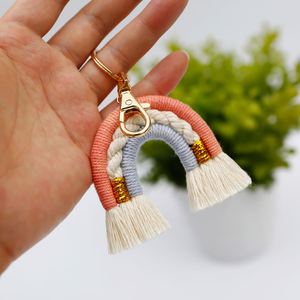 Dệt sang trọng macrame cầu vồng móc khóa cho phụ nữ Boho handmade Key holder cầu vồng macrame Keychain túi quyến rũ nữ tính Móc chìa khóa - Product Image 2