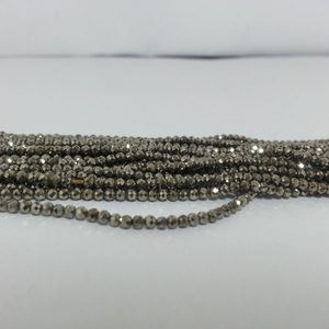 Compre en Línea Cuentas Redondas Facetadas de Pirita Natural de 4 mm, Grado AAA+, Certificadas por IGI, Marca Vivaaz Gems, Precio al por Mayor - Product Image 4