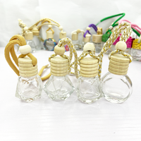 Diffuseur de parfum pour voiture, aromathérapie, huile essentielle, pendentif suspendu, décorations et accessoires automobiles