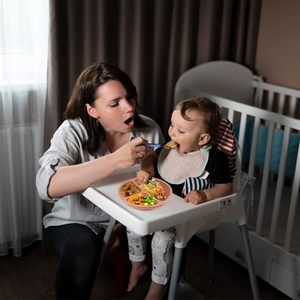 Assiette à ventouse en silicone sans BPA pour enfants, kit de sevrage pour nourrissons, bol anti-déversement pour tout-petits, ensemble de repas pour bébé - Product Image 2