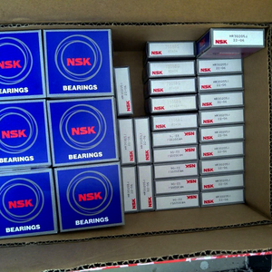 Rodamientos de Rodillos Cónicos Originales de Precio Económico, Muestra Gratuita, Fila Única P6 30208, Acero Cromado, 2000 RPM, Alta Calidad y Precisión - Product Image 1