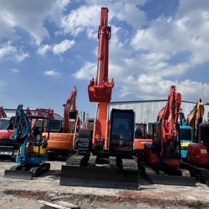 Excavadora sobre orugas mediana usada de gran venta hecha en Japón, ZX120 casi nueva con alta calidad a un precio bajo en buenas condiciones - Product Image 2