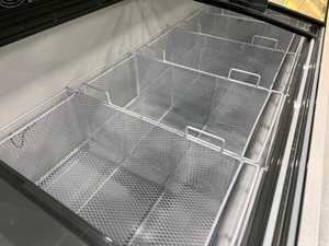 Vitrine commerciale verticale avec compartiment de réfrigération supérieur - Congélateur combiné pour supermarché - Certification CE - Product Image 5
