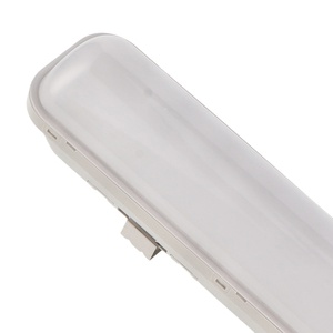 Pannello LED impermeabile 18W 600mm CCT, collegabile, illuminazione efficiente e versatile per esterni e spazi industriali. - Product Image 1
