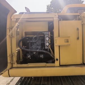 Used Komatsu PC120 Excavator Multi Functional For Digging Loading And Land Clearing Work with 1 Year Warranty - Product Image 3