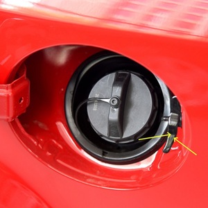 Resorte de apertura del tanque de combustible Mazda Ga5r-42-451C, pieza de repuesto de acero para modelos Mazda 6 323 Cx-7 - Product Image 3
