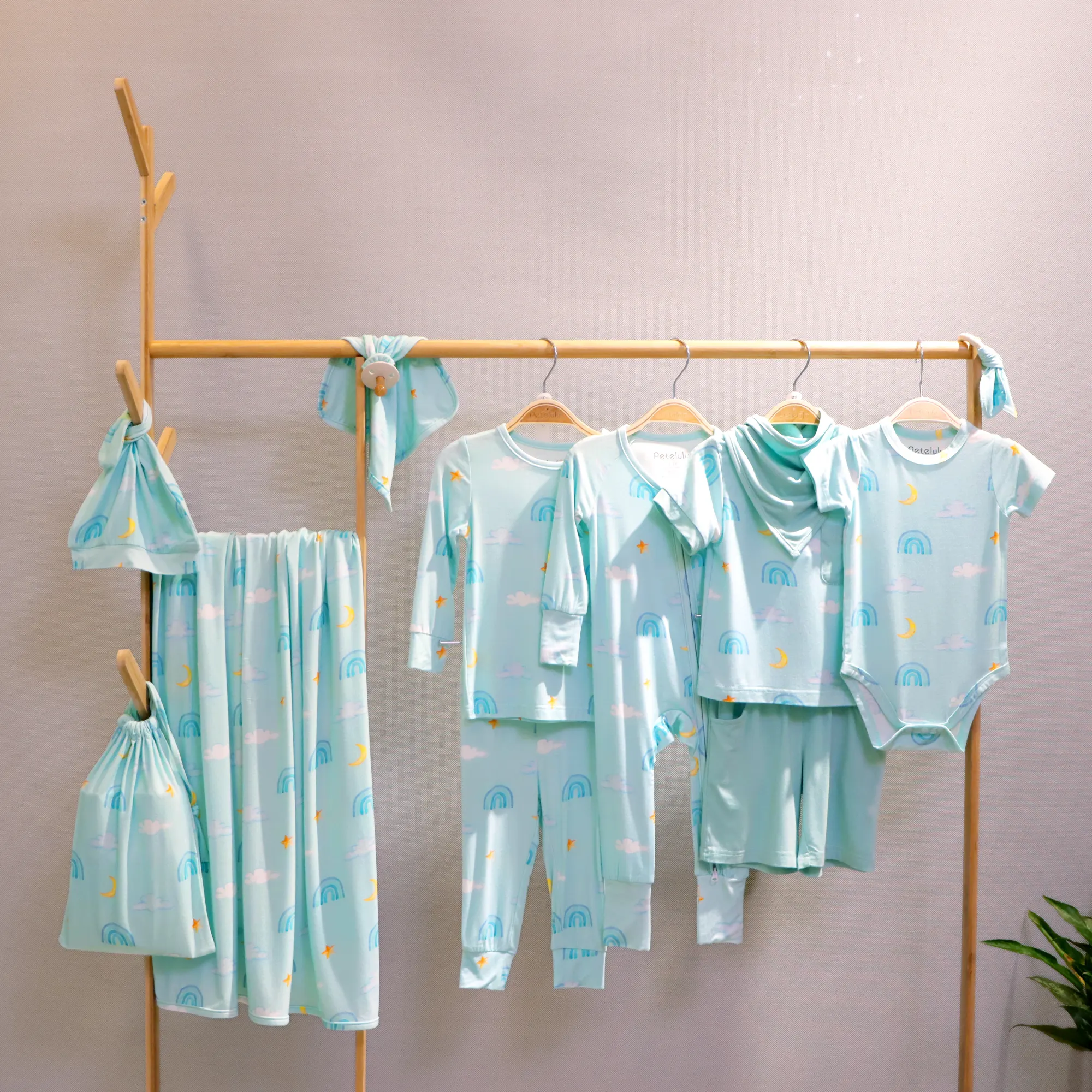 Oem personalizzato tinta unita fibra di bambù Baby onsie vestiti 8 pezzi Set pagliaccetti per neonati Set di abbigliamento per neonati e bambini appena nati
