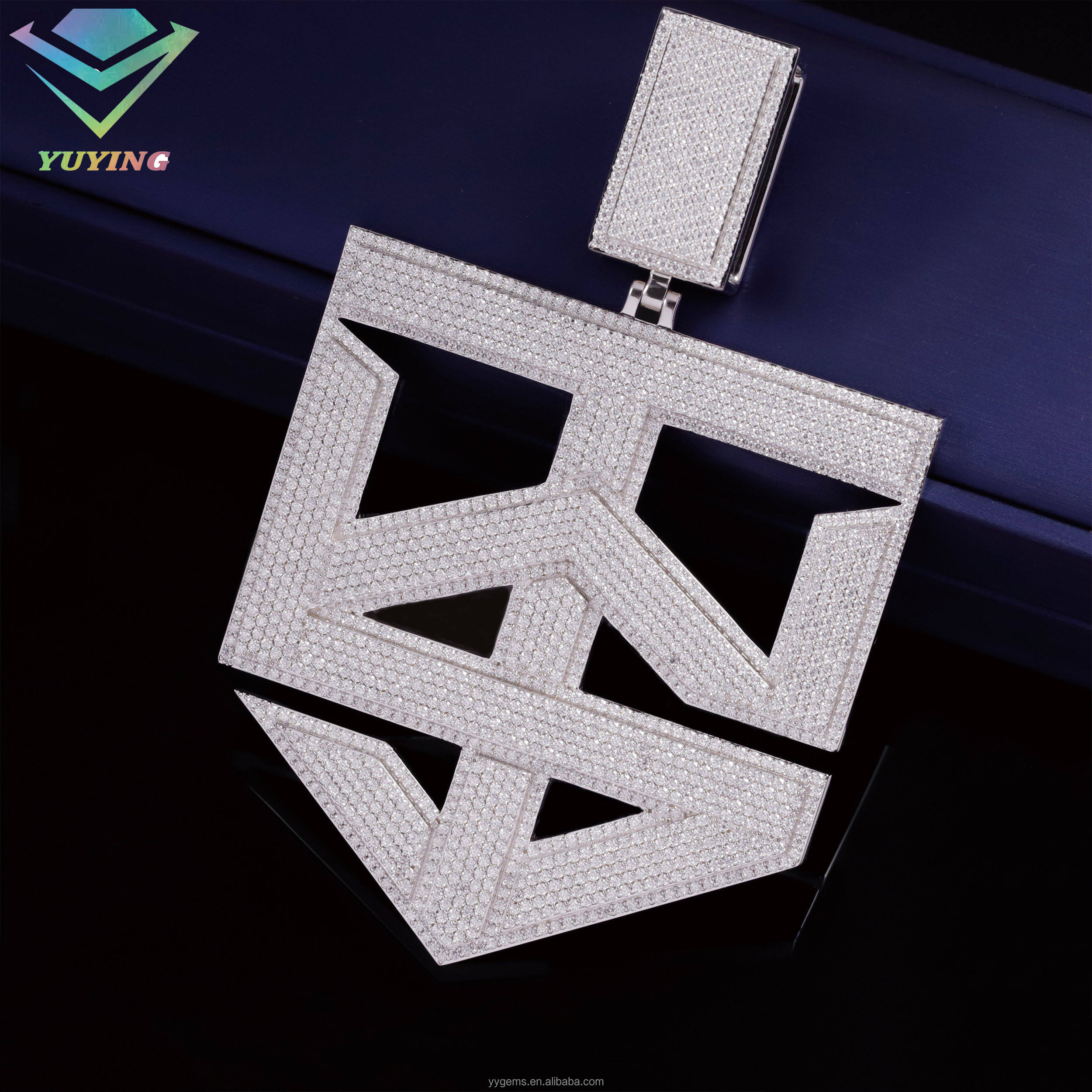 3นิ้ว-เงิน-มอยซาไนต์