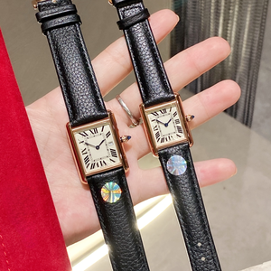 นาฬิกาข้อมือผู้หญิงหน้าปัดสี่เหลี่ยมหรูหราตัวเรือนสีโรสโกลด์สายหนังสีดำตัวเลขโรมันฟังก์ชั่นวันที่นาฬิกาข้อมือหรูหรา - Product Image 1