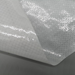 <span class=keywords><strong>Film</strong></span> estensibile <span class=keywords><strong>in</strong></span> tessuto laminato <span class=keywords><strong>in</strong></span> plastica Hdpe PET <span class=keywords><strong>in</strong></span> trasparente per l'imballaggio del carico - Product Image 5
