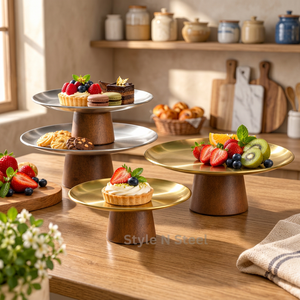 Support à gâteau rond en acier inoxydable avec base en bois pour la présentation de desserts lors de fêtes, mariages et services de boulangerie - Product Image 5