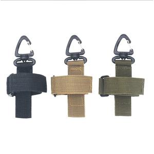 Clip de rangement pour gants tactiques militaires, mousqueton en nylon 230mm x 200mm, vert militaire, utilisation en extérieur - Product Image 2