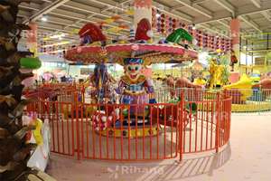 Parque de atracciones Equipo de parque infantil, 12 lujosas sillas voladoras de payaso a la venta - Product Image 4