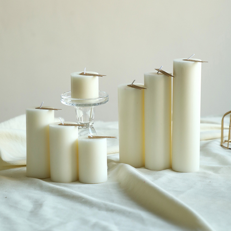 Bougie Blanche AROMATIS - Lot De 6 Bougies Blanches De Table Cylindrique Longues 20 Cm - Sans Odeur - Décoration De Table Et Maison - Paraffine Végétale - Mèche Coton Bougies Flottantes