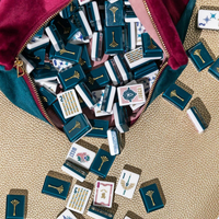 Juego de Mahjong y Póker Americano de Lujo, Portátil, Ecológico, Duradero, en Acrílico Rojo, Tamaño Personalizado, para 4 Jugadores