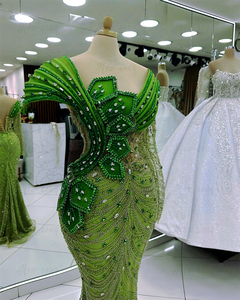 <span class=keywords><strong>Abiti</strong></span> <span class=keywords><strong>da</strong></span> ballo verdi lucidi <span class=keywords><strong>da</strong></span> donna, lussuosi <span class=keywords><strong>abiti</strong></span> <span class=keywords><strong>da</strong></span> invitata per matrimoni 2025, taglie forti, personalizzati Dubai, per occasioni formali <span class=keywords><strong>da</strong></span> donna - Product Image 2