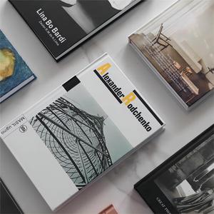 Lingua straniera in <span class=keywords><strong>bianco</strong></span> <span class=keywords><strong>e</strong></span> <span class=keywords><strong>nero</strong></span> <span class=keywords><strong>grigio</strong></span> decorazione vero libro flip stile semplice camera modello ufficio vendite decorazione morbida - Product Image 3