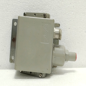 Pressostat Danfoss KPS 33 060-3104 0-3,5 Bar 0-50 PSI IP67 - Product Image 1