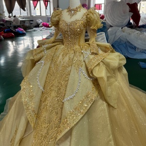 XS270 Vestido de Quinceañera Moderno Dorado con Mangas Largas, Cuello Alto y Perlas, Vestidos de Novia Estilo Imperio para Fiesta - Product Image 6