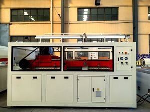 Horserider <span class=keywords><strong>PVC</strong></span> windowsills đôi vít đùn dây chuyền sản xuất cho hồ sơ sản xuất tự động Máy chế biến nhựa - Product Image 4