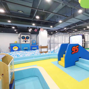 Équipement de terrain de jeu intérieur souple et sécurisé pour enfants, trampoline, filets d'escalade, couleur et taille personnalisées, haute capacité (>500 kg) pour les parcs d'attractions - Product Image 4