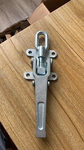 Loquet de verrouillage réglable pour camion, en acier zingué, avec système de verrouillage par déplacement vers le haut - Product Image 4