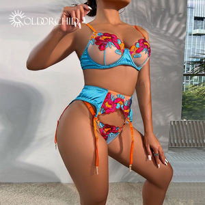 女性用刺繍花柄レッド3ピースセクシーエロティックレースナイトウェアランジェリーセット - Product Image 2