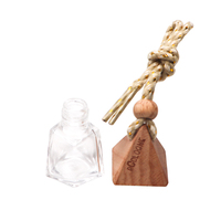 Diffuseur de parfum pour voiture en verre suspendu de 8 ml avec boîte, mini diffuseur d'huile essentielle en bois avec diamants, vente en gros